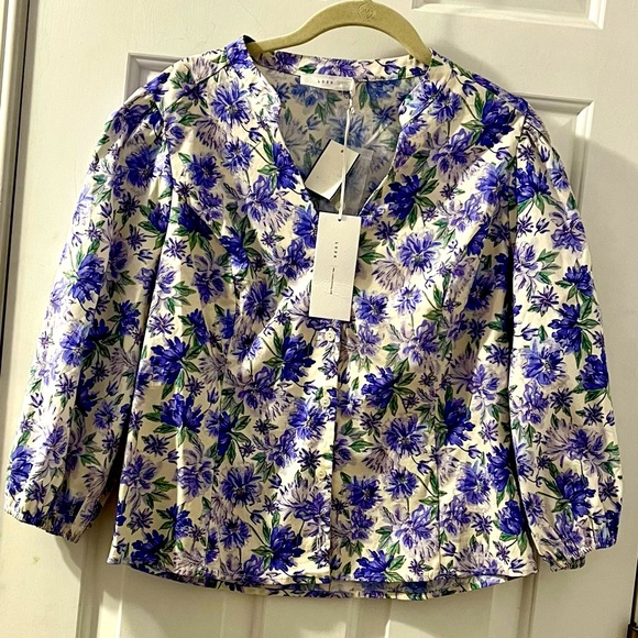 NWT Lush Colette Puff Sleeve Cotton Top Size Large Cream with Purple Flowers - Picture 3 of 9